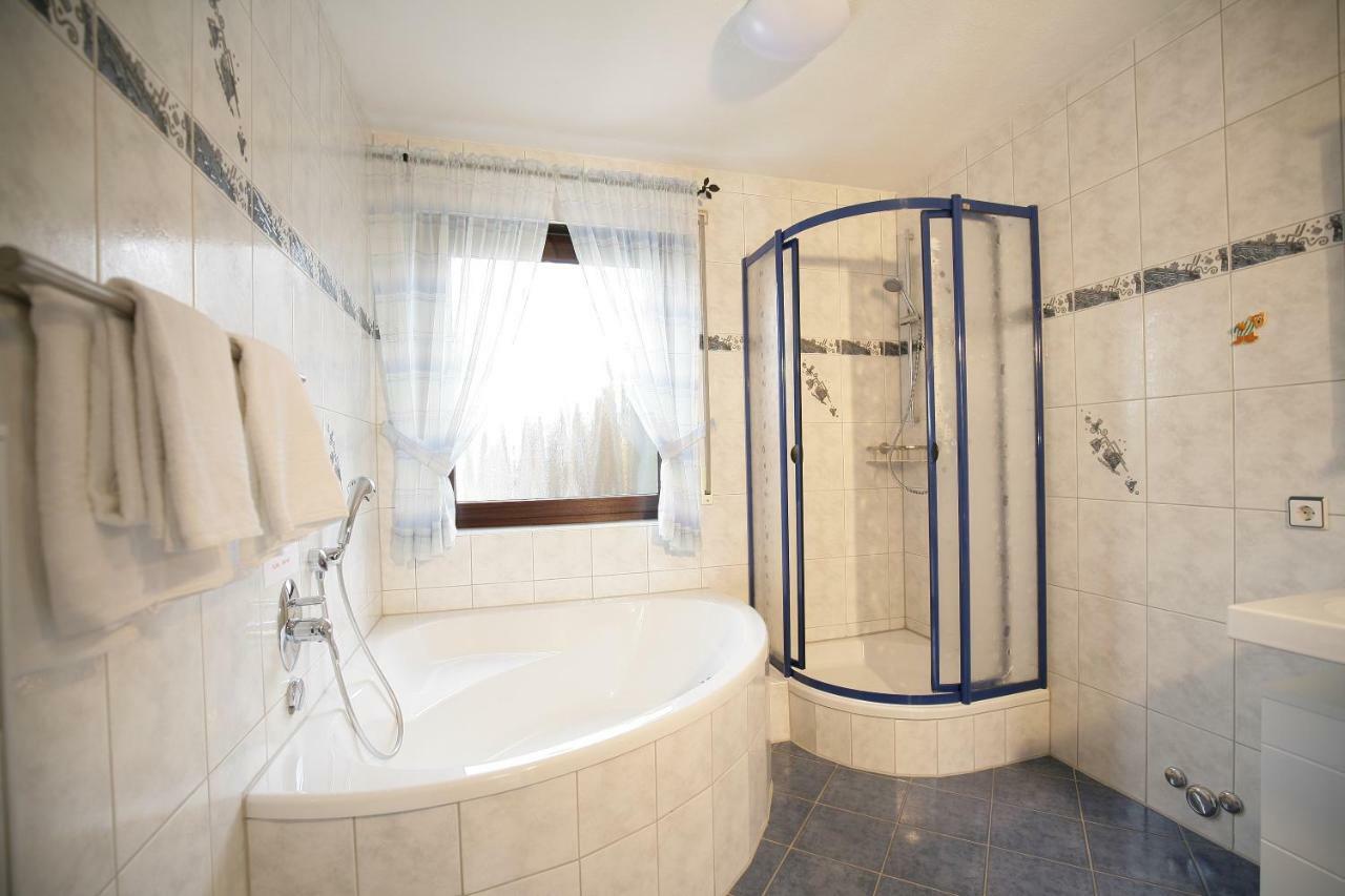 Hotel Am Baronenwald غوبينغِن المظهر الخارجي الصورة